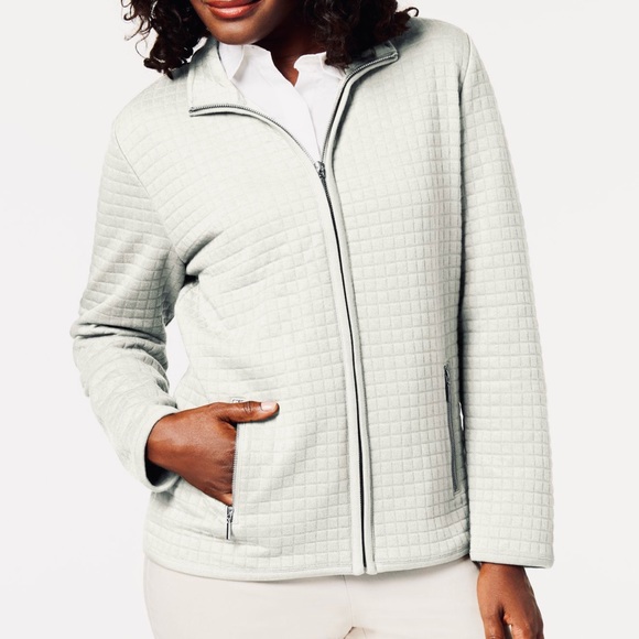 Karen Scott Jackets & Blazers - Cream Colored Quilted Zip Up Jacket Size Medium Karen Scott Sport